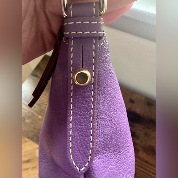 Dooney & Bourke purple pebble grain leather handbag - Picture 5 of 11